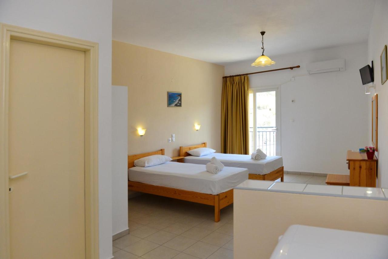 The Student & Travellers Inn Ateny Zewnętrze zdjęcie
